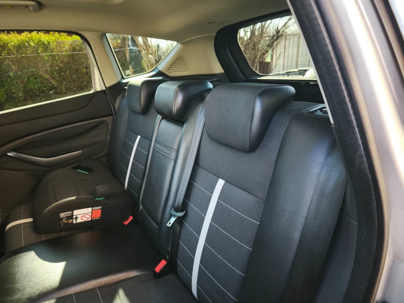 Ford Kuga Panorama , снимка 8 - Автомобили и джипове - 51856264