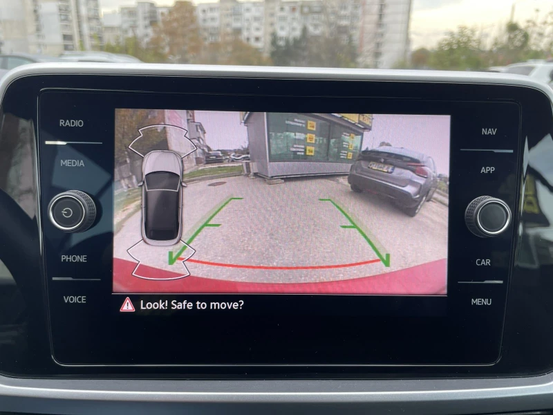 VW T-Roc Cabrio STYLE + LED PLUS, снимка 9 - Автомобили и джипове - 52470752