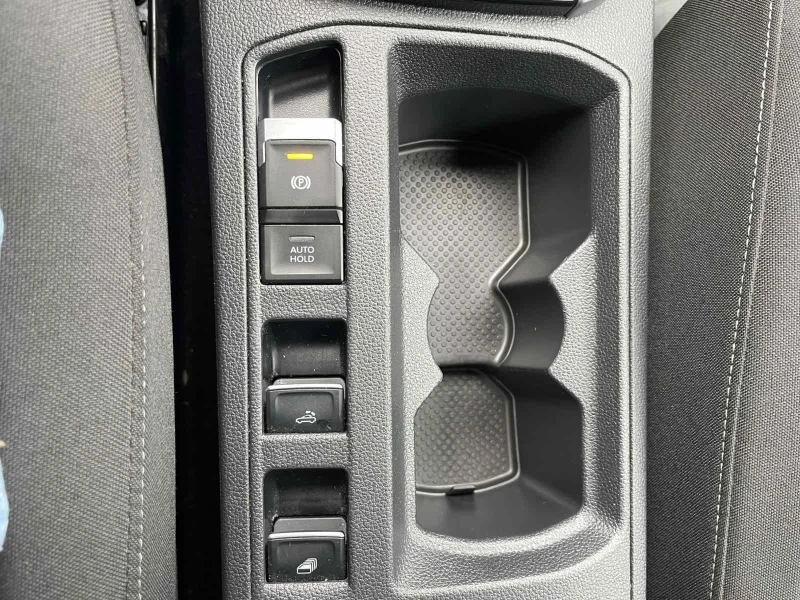 VW T-Roc Cabrio STYLE + LED PLUS, снимка 11 - Автомобили и джипове - 52470752