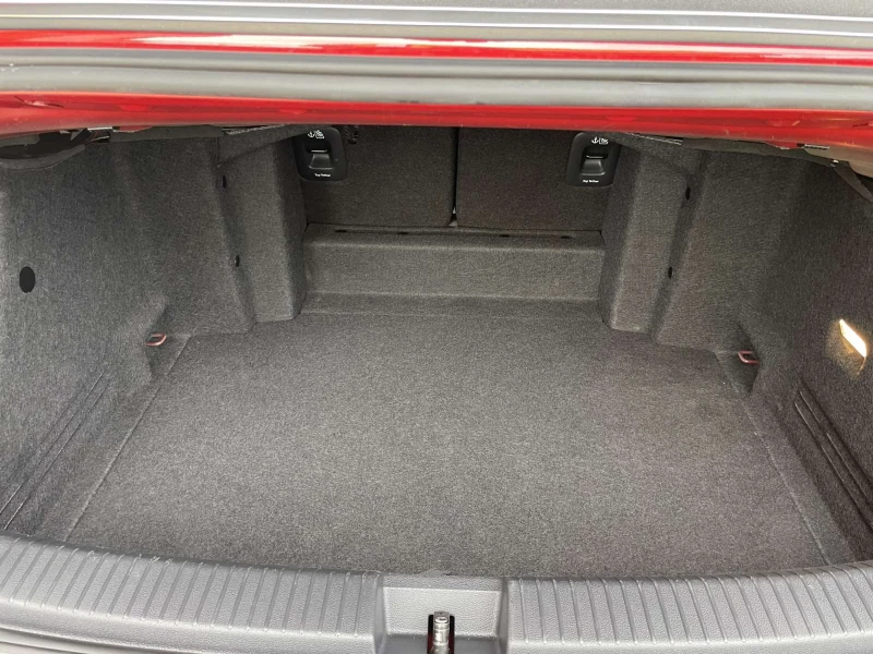 VW T-Roc Cabrio STYLE + LED PLUS, снимка 15 - Автомобили и джипове - 52470752