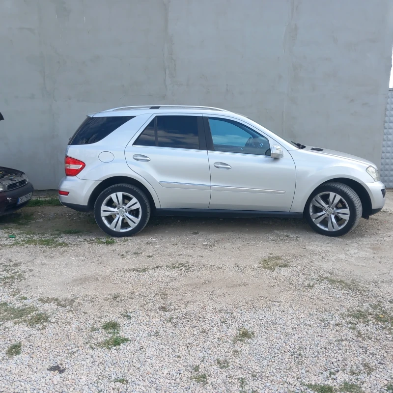 Mercedes-Benz ML, снимка 4 - Автомобили и джипове - 52541587