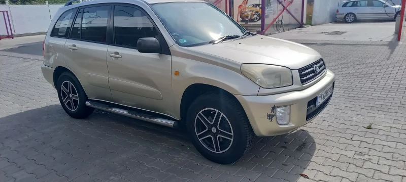 Toyota Rav4 2.0 газ. Десен Волан, снимка 2 - Автомобили и джипове - 52629182