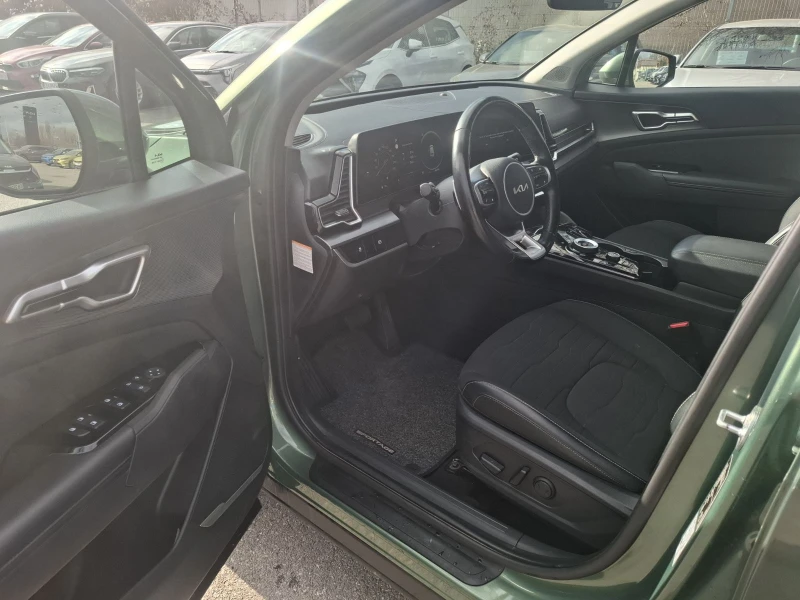 Kia Sportage 1.6 t Gdi EX 4х4, снимка 9 - Автомобили и джипове - 52750354