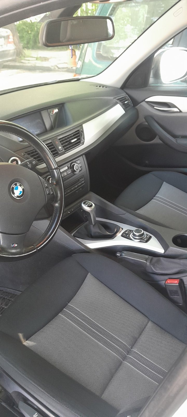 BMW X1, снимка 3 - Автомобили и джипове - 45614685