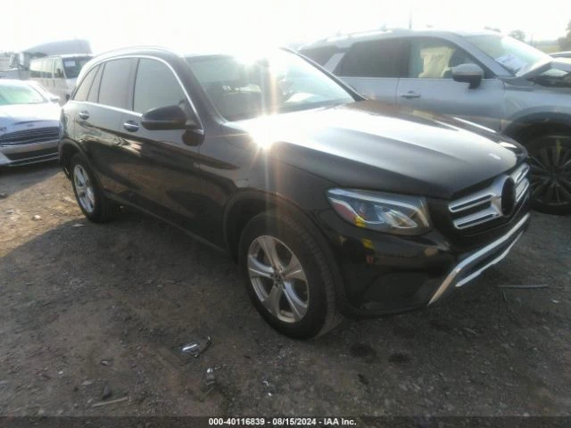 Mercedes-Benz GLC 300 4MATIC* Burmester* Пано* Подгрев* Камери, снимка 1 - Автомобили и джипове - 47362295