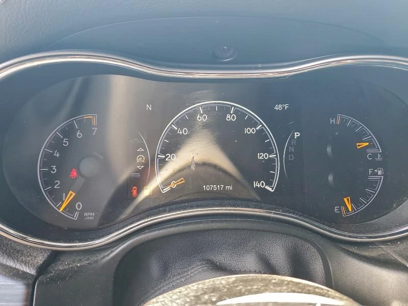 Jeep Grand cherokee LAREDO, снимка 11 - Автомобили и джипове - 53380818