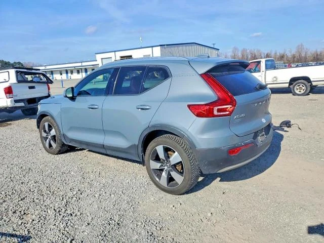Volvo XC40 T5 MOMENTUM, снимка 4 - Автомобили и джипове - 53609489