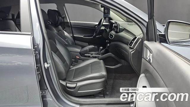 Hyundai Tucson 1.6 2WD| КАМЕРА| DIST| ОБДУХВАНЕ| МЪРТВА ТОЧКА, снимка 14 - Автомобили и джипове - 55835603