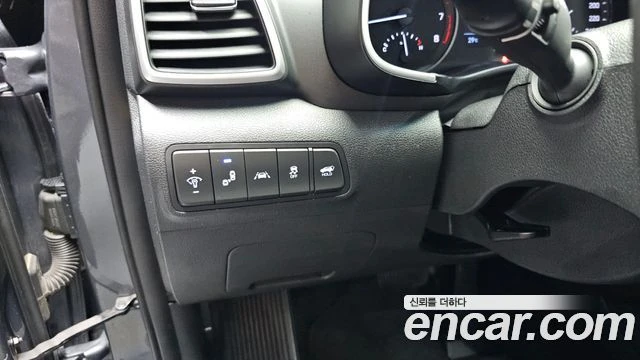 Hyundai Tucson 1.6 2WD| КАМЕРА| DIST| ОБДУХВАНЕ| МЪРТВА ТОЧКА, снимка 16 - Автомобили и джипове - 55835603