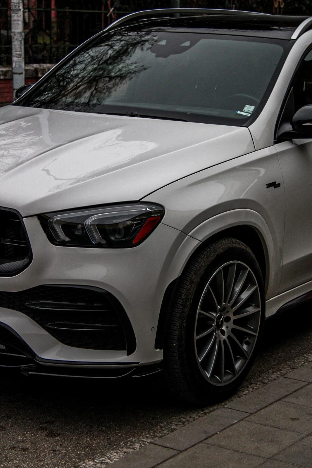 Mercedes-Benz GLE 53 4MATIC  - изображение 3