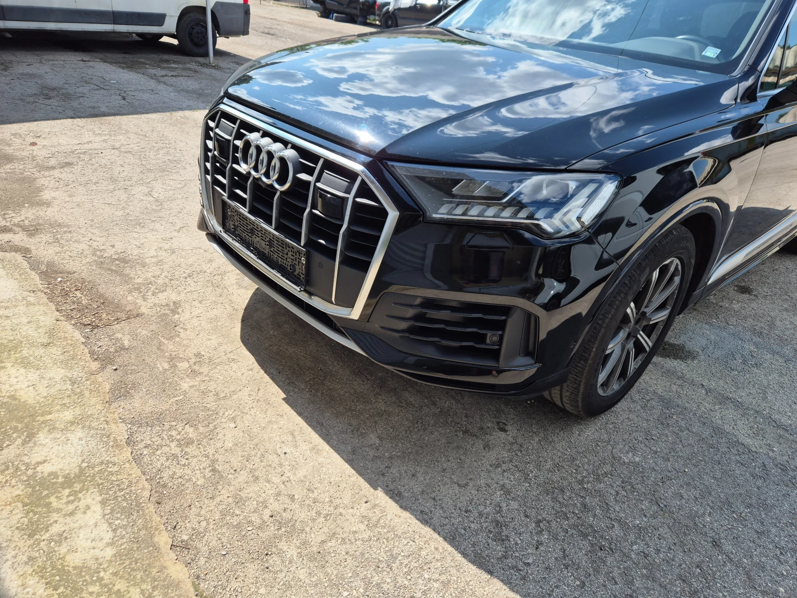 Audi Q7 Перфектна!!!Вакум 360камера - изображение 7