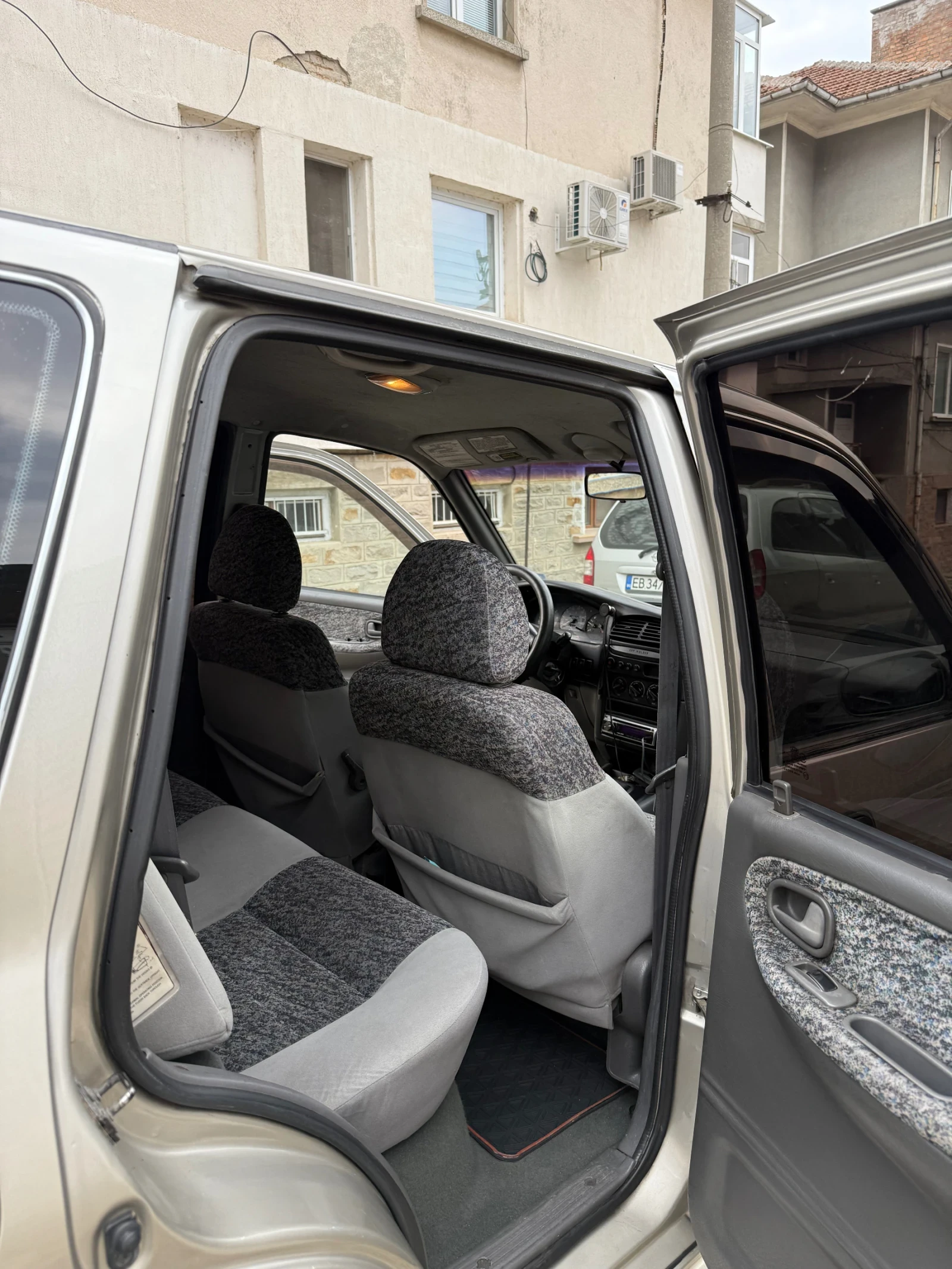 Kia Sportage 2.0D - изображение 9