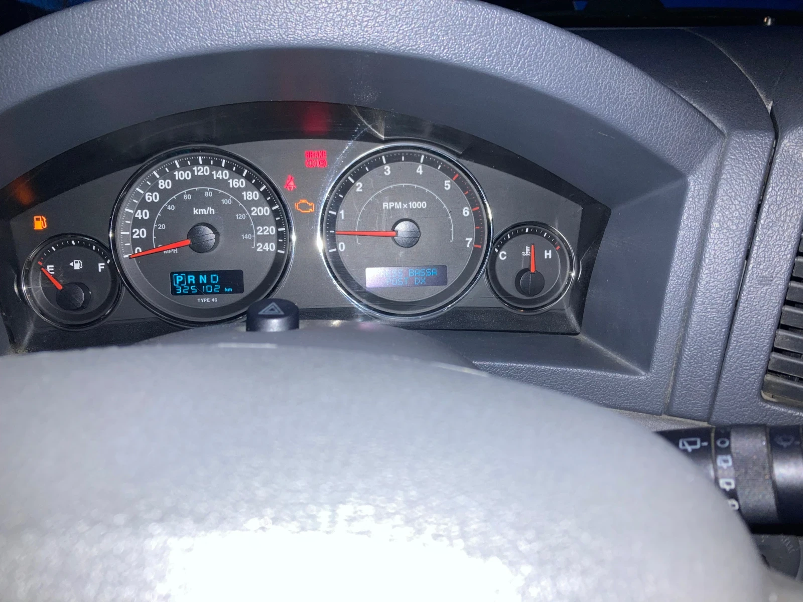 Jeep Grand cherokee 3.0 Dizel 218 konq 320000 km - изображение 7