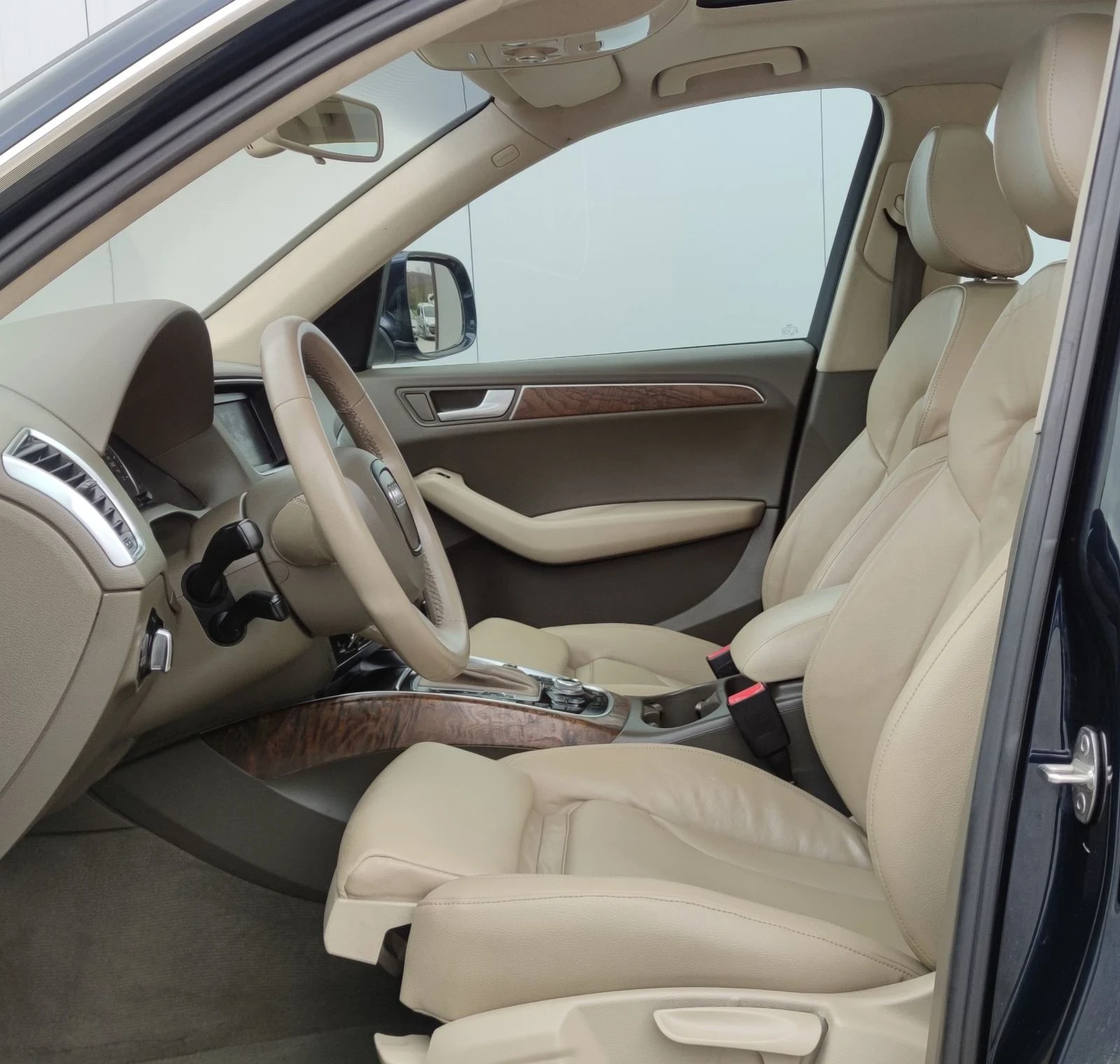 Audi Q5 2.0TDI* 170к.с* Quattro*  - изображение 9