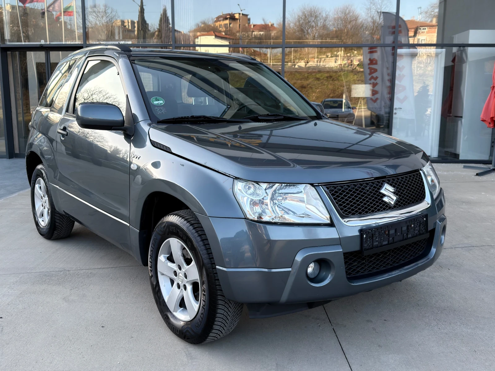 Suzuki Grand vitara Климатик/Подгрев/Уникат, снимка 8 - Автомобили и джипове - 53844366