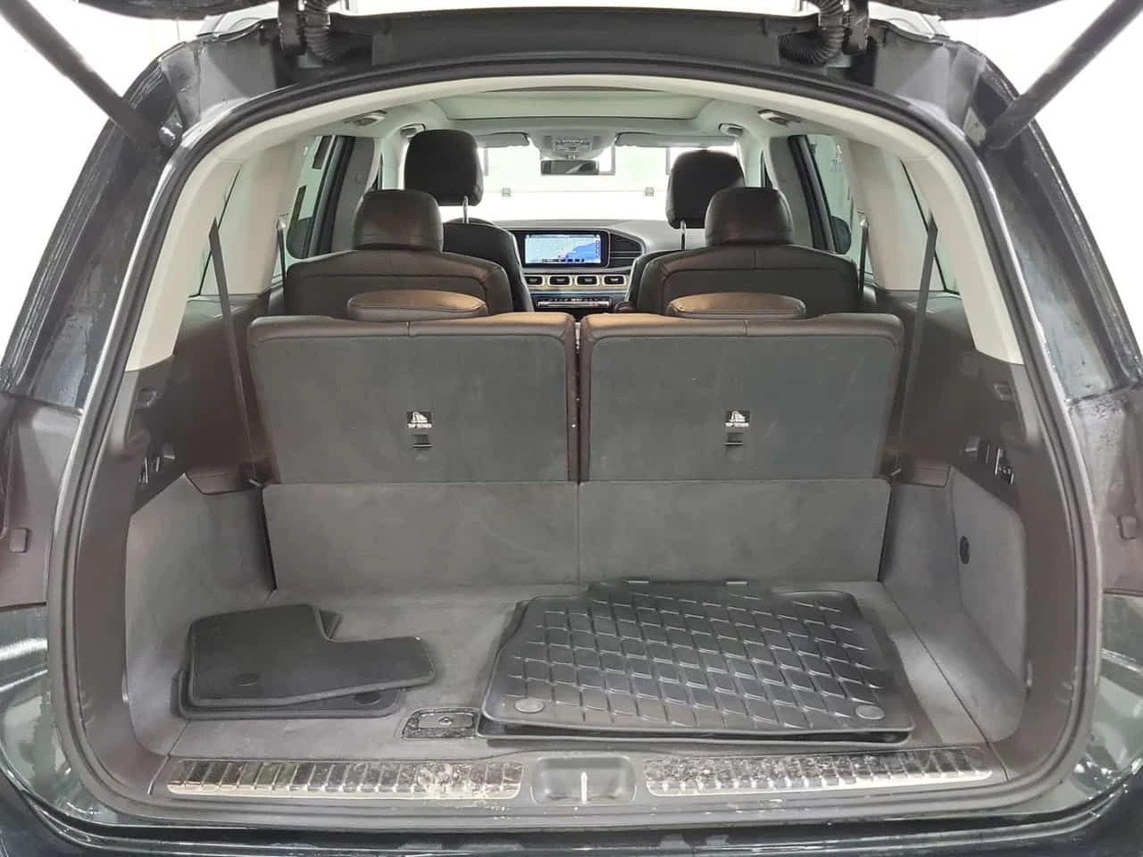 Mercedes-Benz GLS * 450 * CARFAX * ЦЕНА ДО БГ, снимка 15 - Автомобили и джипове - 54150512