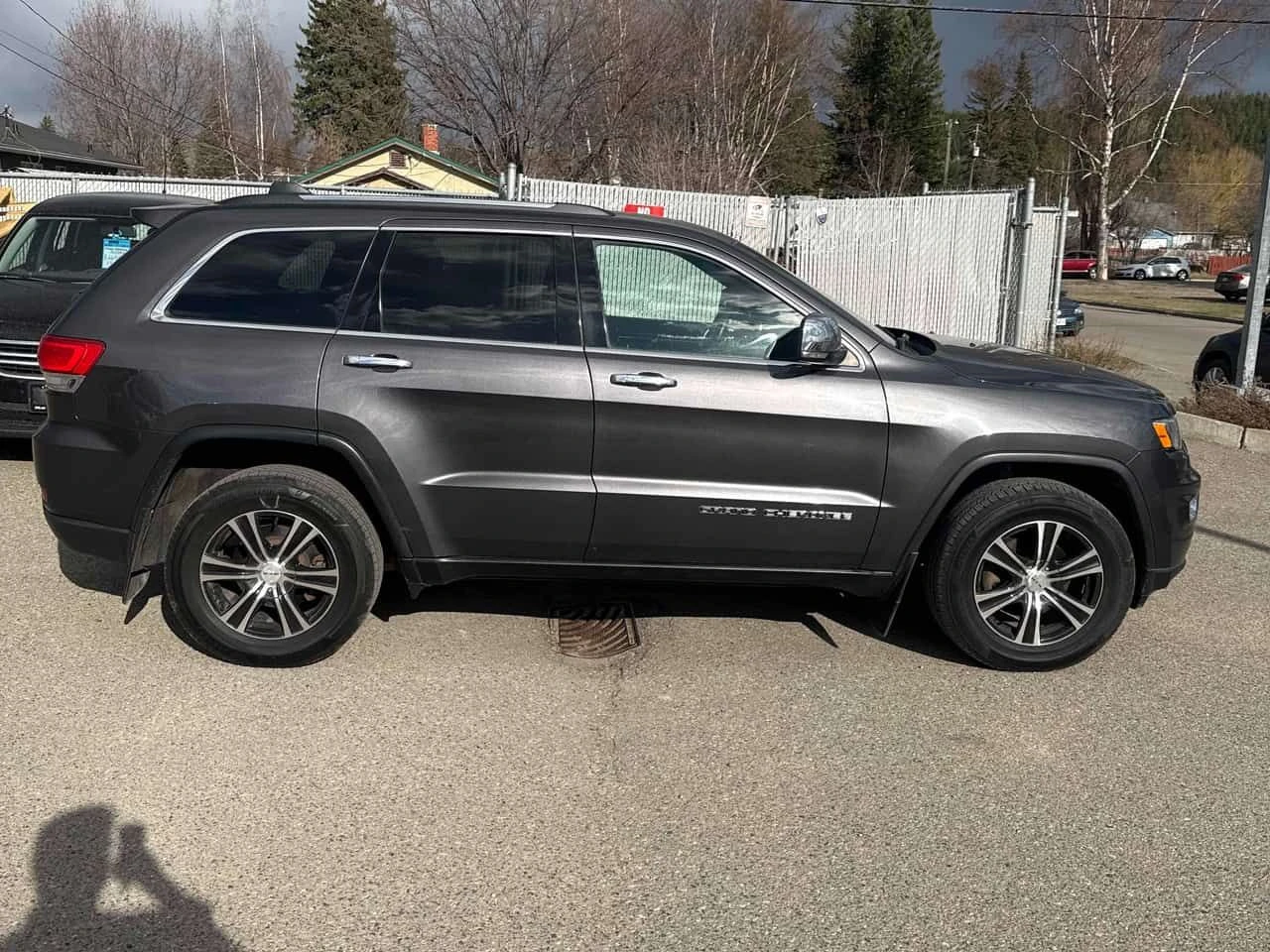 Jeep Grand cherokee * Limited * CARFAX * ЦЕНА ДО БГ, снимка 12 - Автомобили и джипове - 54385001