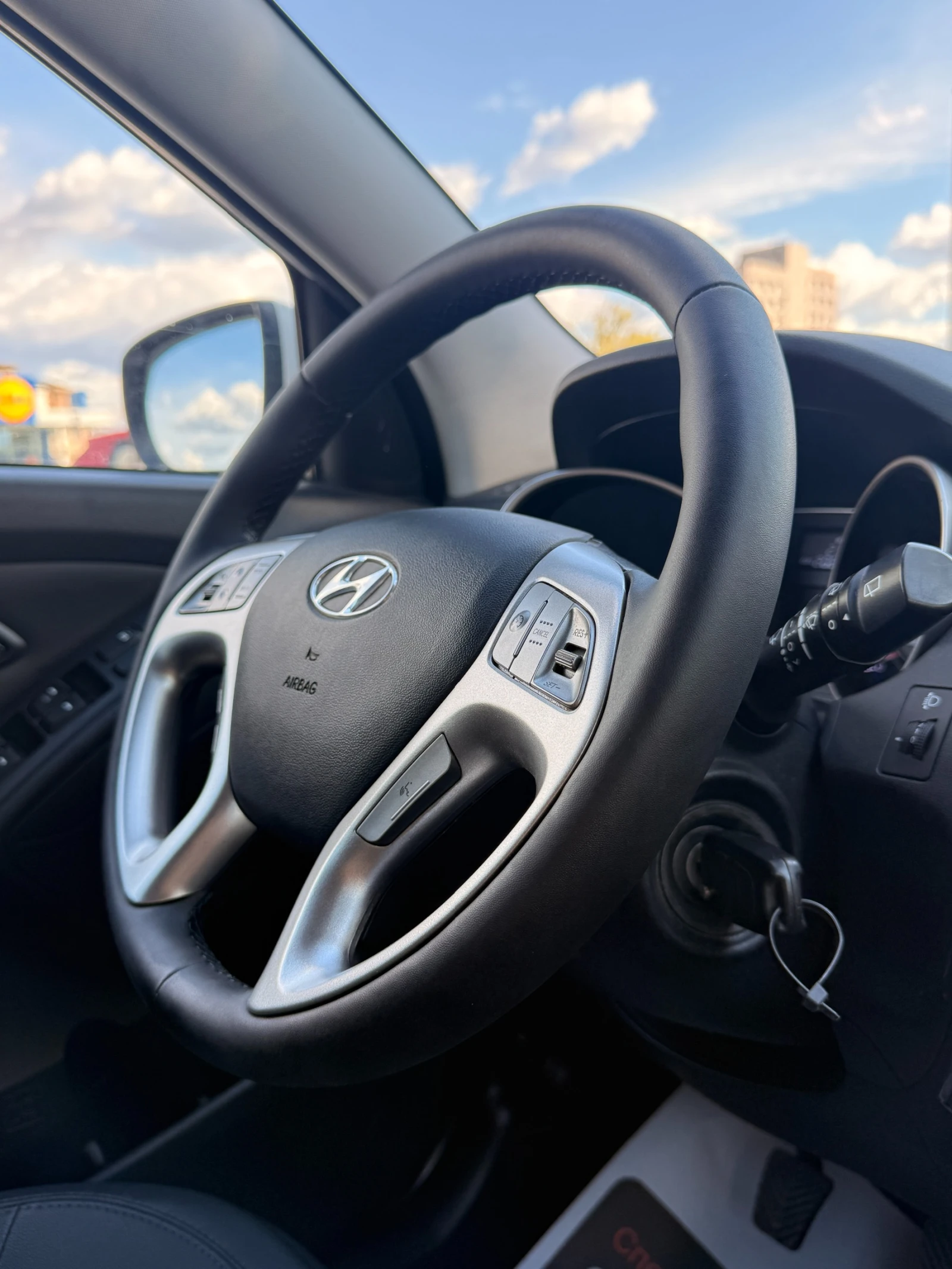 Hyundai IX35 1.7CRDI* ПОДГРЕВ* EURO5B* , снимка 11 - Автомобили и джипове - 54421320