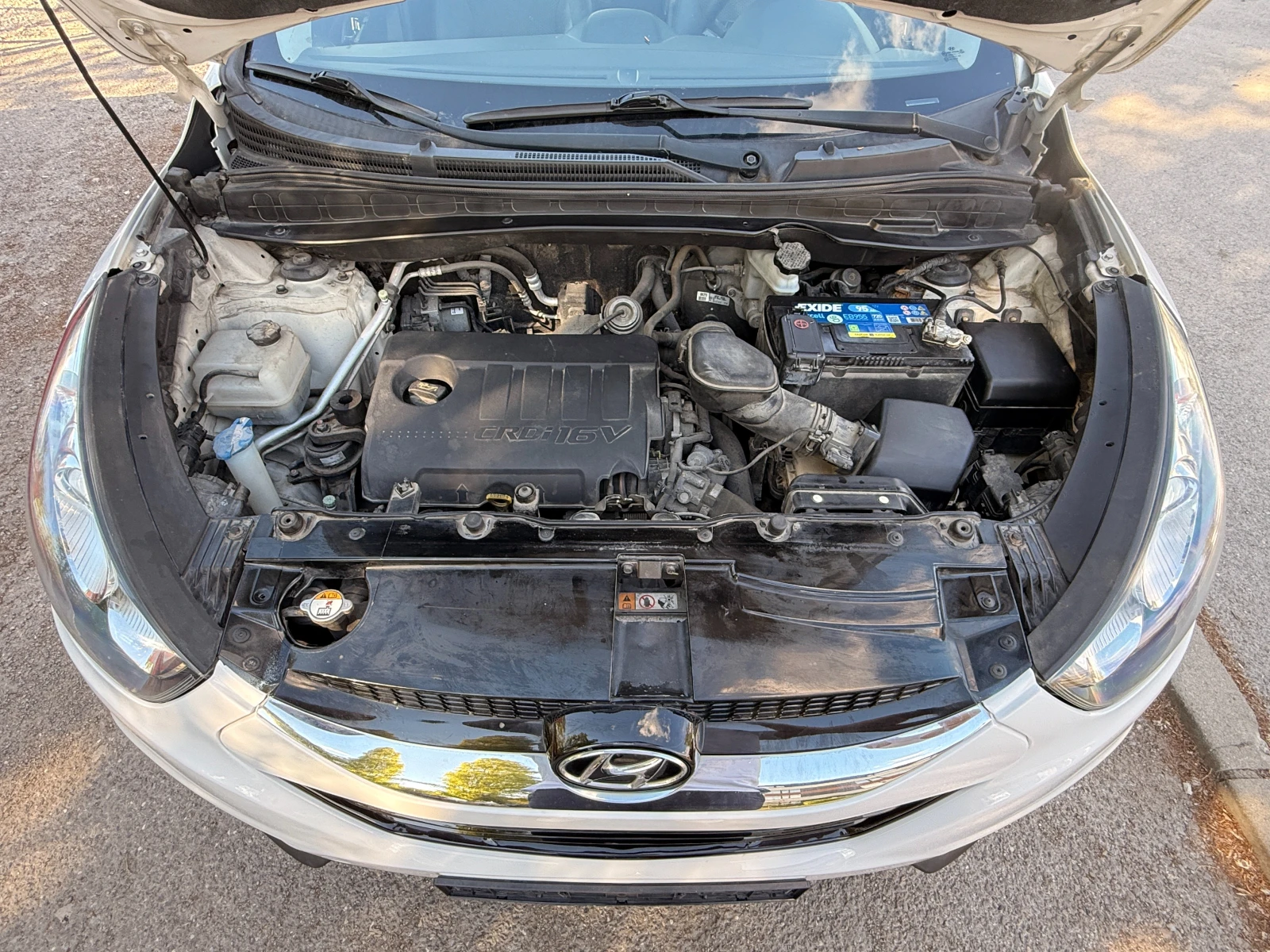 Hyundai IX35 1.7CRDI* ПОДГРЕВ* EURO5B* , снимка 15 - Автомобили и джипове - 54421320