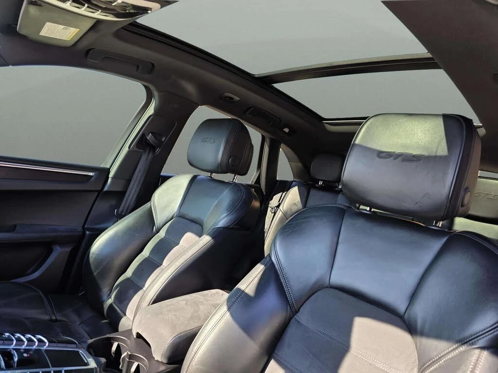 Porsche Macan GTS AWD/DISTRIONIC/PANO/KAMEPA, снимка 12 - Автомобили и джипове - 54529428