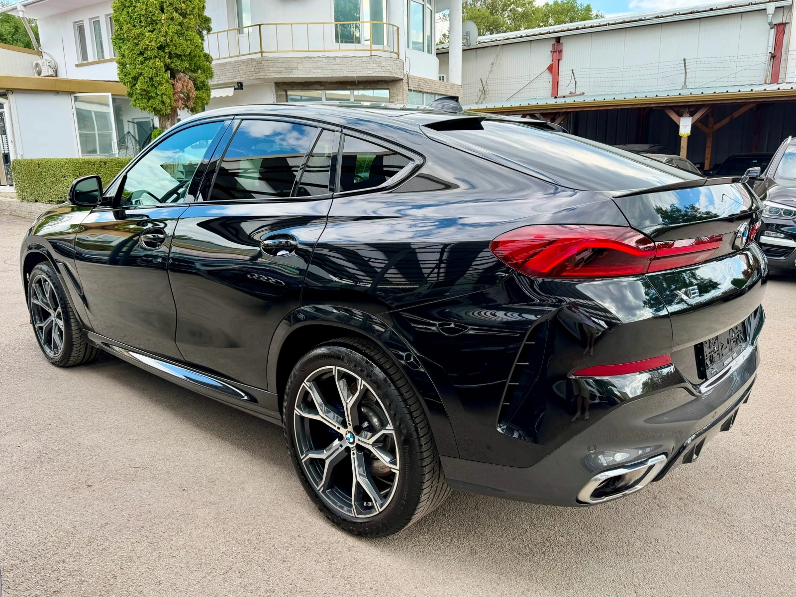 BMW X6 40i xDrive M-pack , снимка 6 - Автомобили и джипове - 55424865