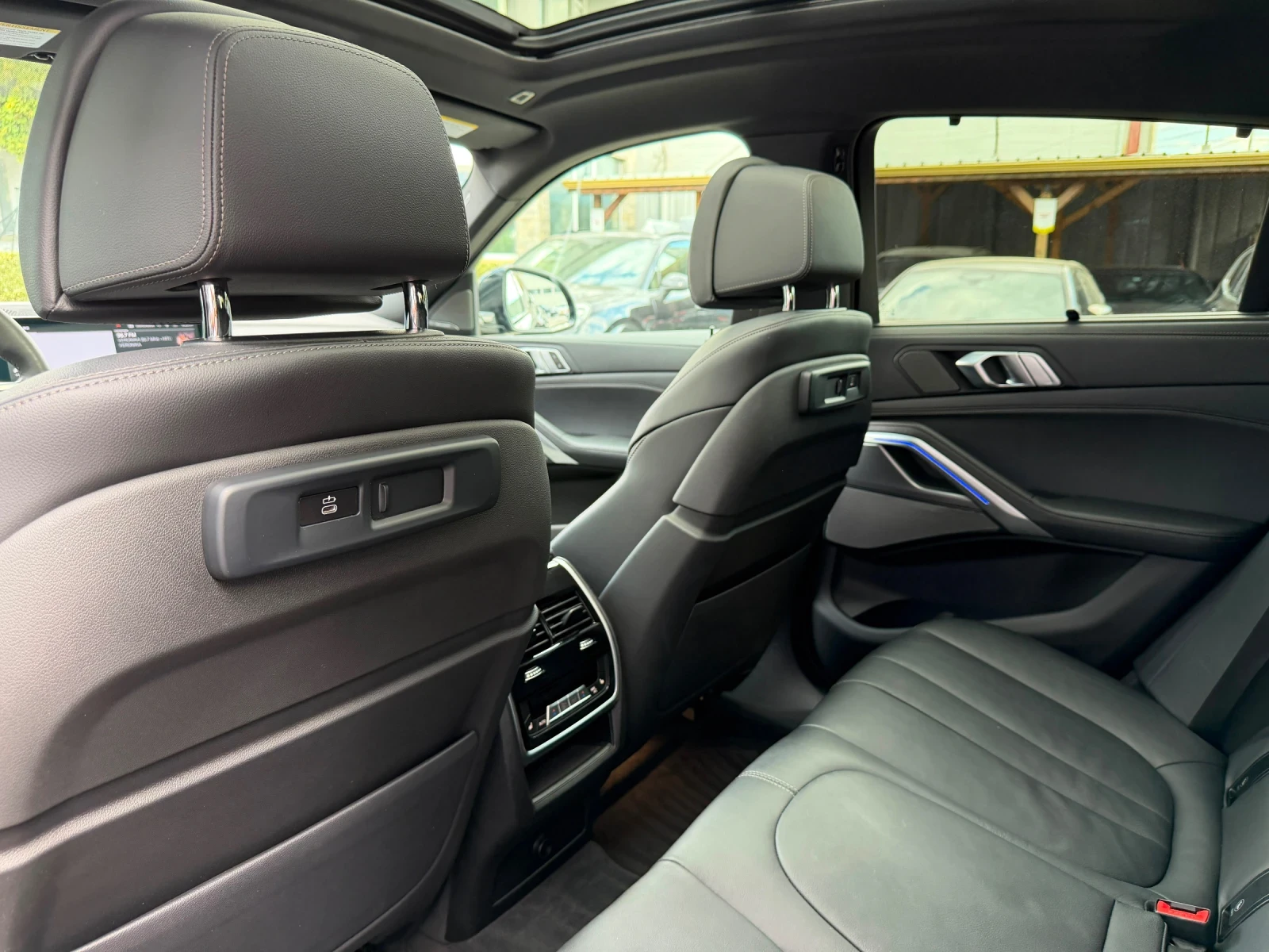 BMW X6 40i xDrive M-pack , снимка 13 - Автомобили и джипове - 55424865