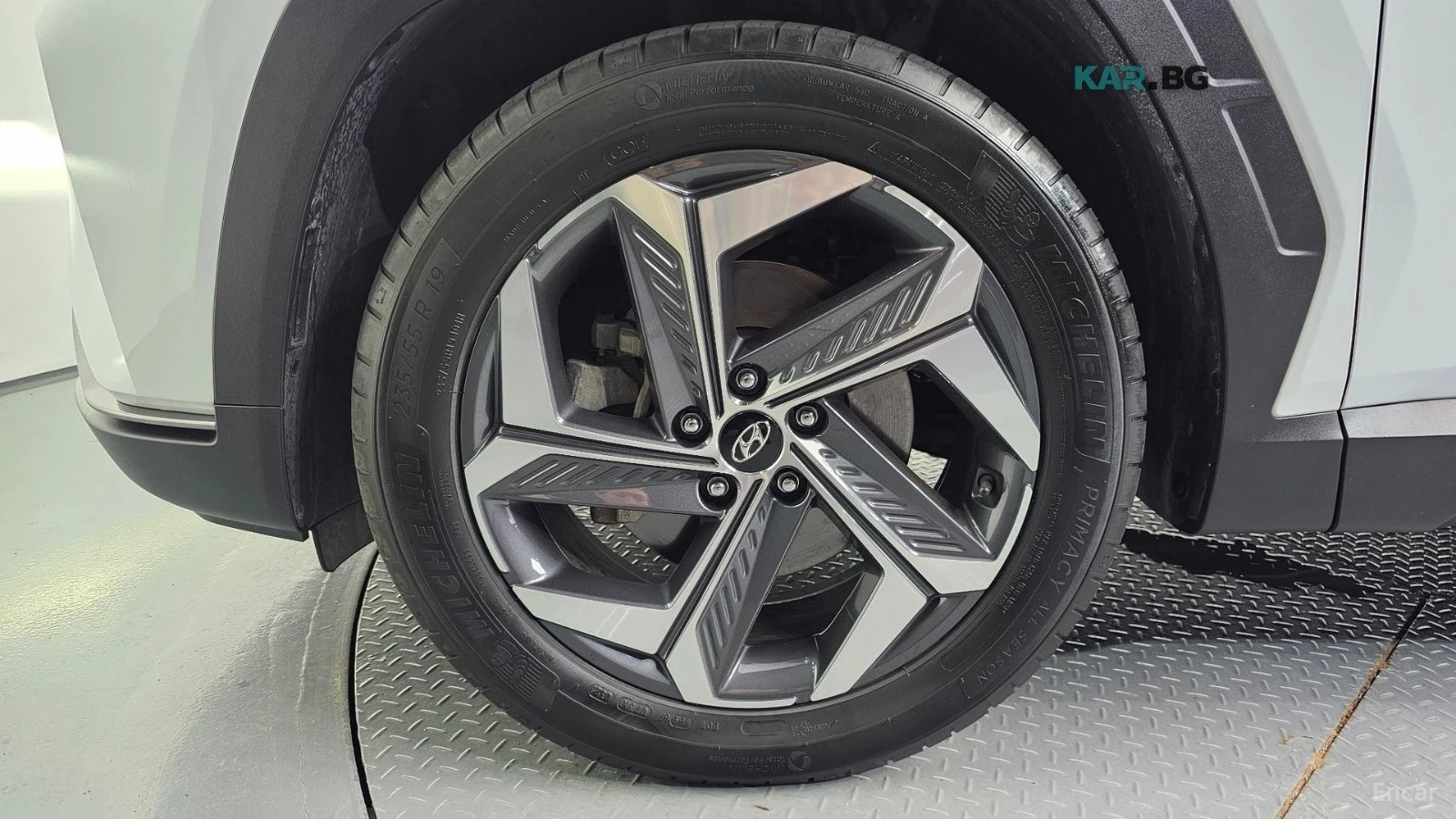 Hyundai Tucson 1.6T Inspiration 4x4* DISTRONIC* 360* PANORAMA* , снимка 5 - Автомобили и джипове - 55903418