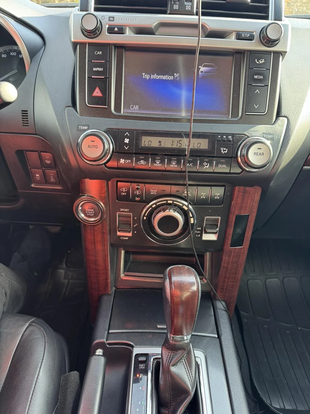 Toyota Land cruiser, снимка 12 - Автомобили и джипове - 56595472