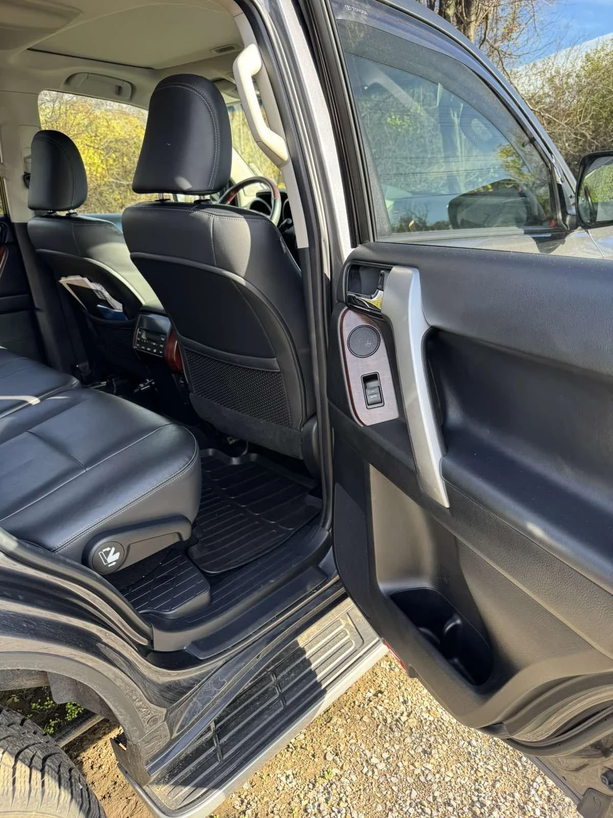 Toyota Land cruiser, снимка 13 - Автомобили и джипове - 56595472