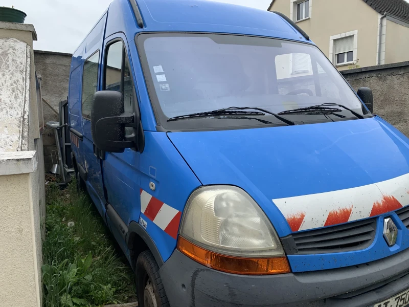 Renault Master, снимка 2 - Бусове и автобуси - 48452746