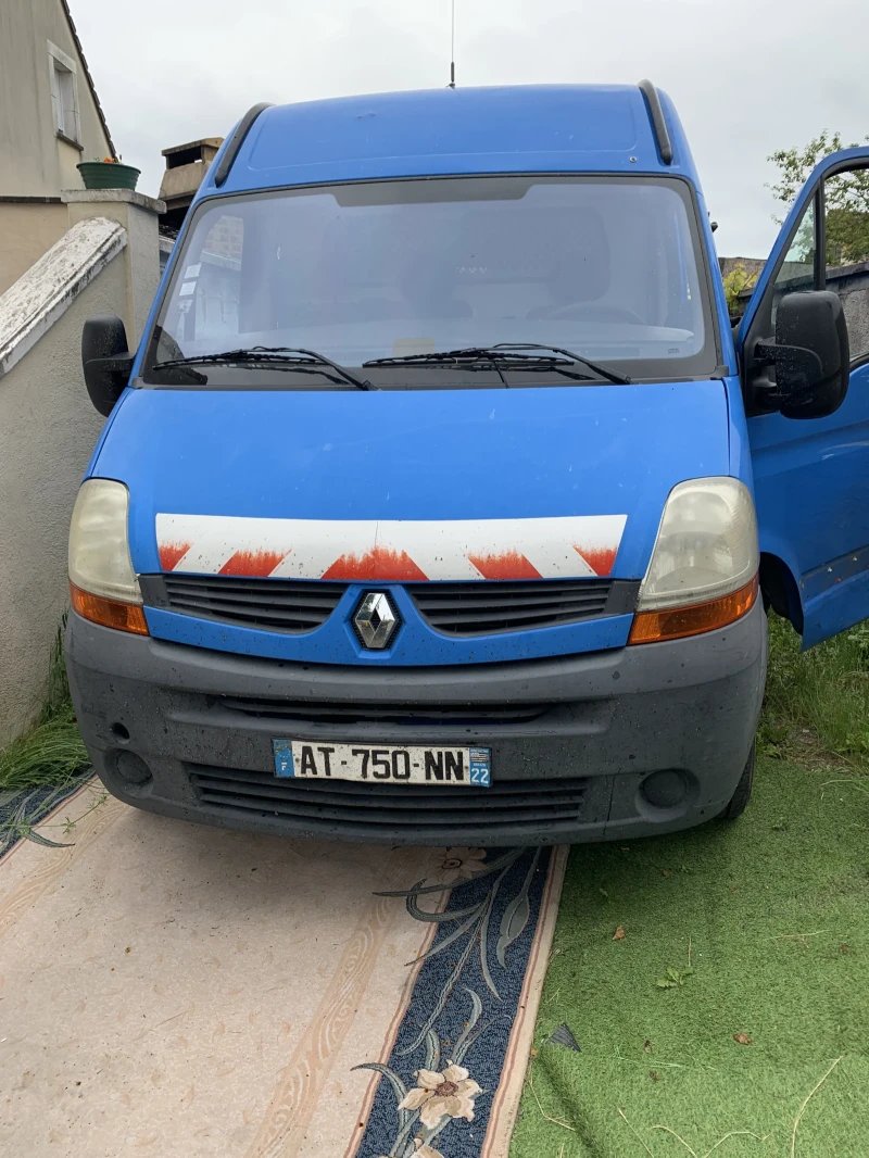 Renault Master, снимка 1 - Бусове и автобуси - 48452746