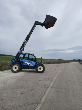 Телескопичен товарач New Holland LM5040, снимка 2