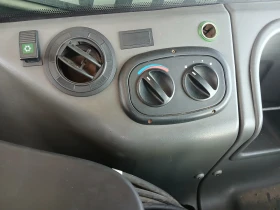 Телескопичен товарач New Holland LM5040, снимка 6