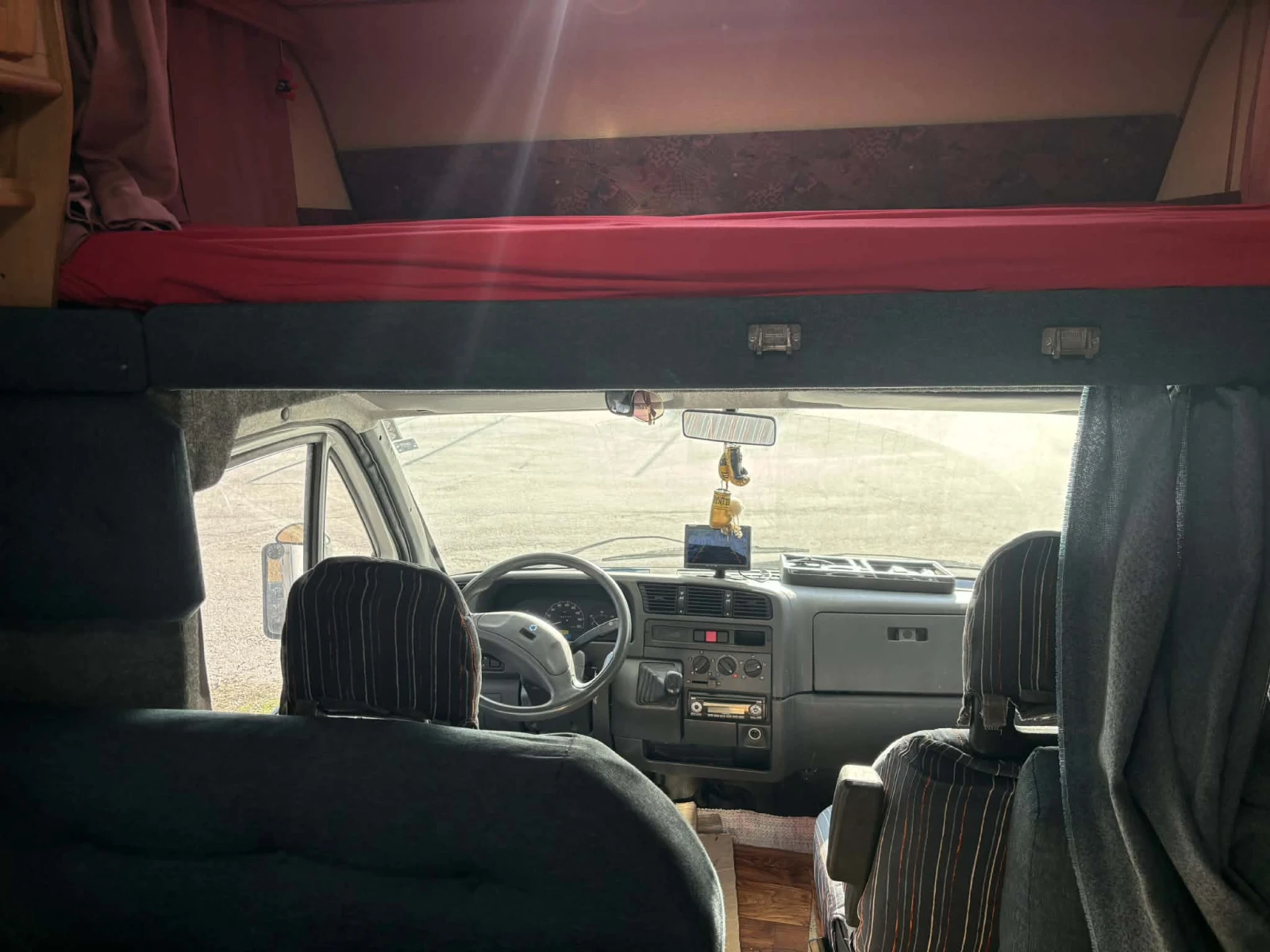 Кемпер Fiat Ducato EuroMobil, снимка 14 - Каравани и кемпери - 53663551