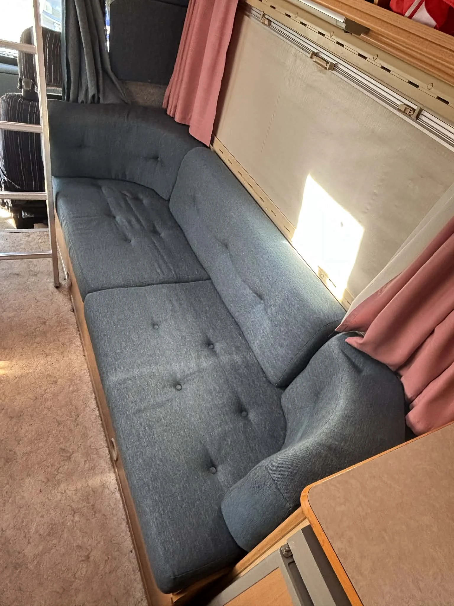 Кемпер Fiat Ducato EuroMobil, снимка 8 - Каравани и кемпери - 53663551