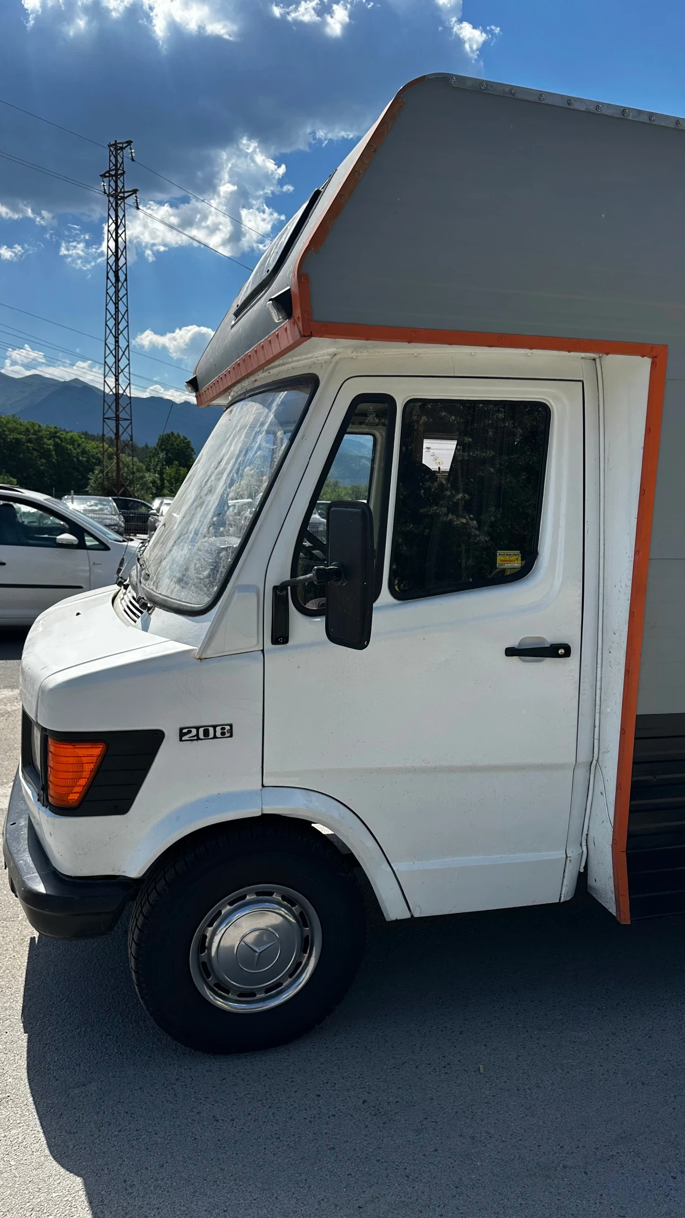 Кемпер Mercedes-Benz, снимка 2 - Каравани и кемпери - 55148298