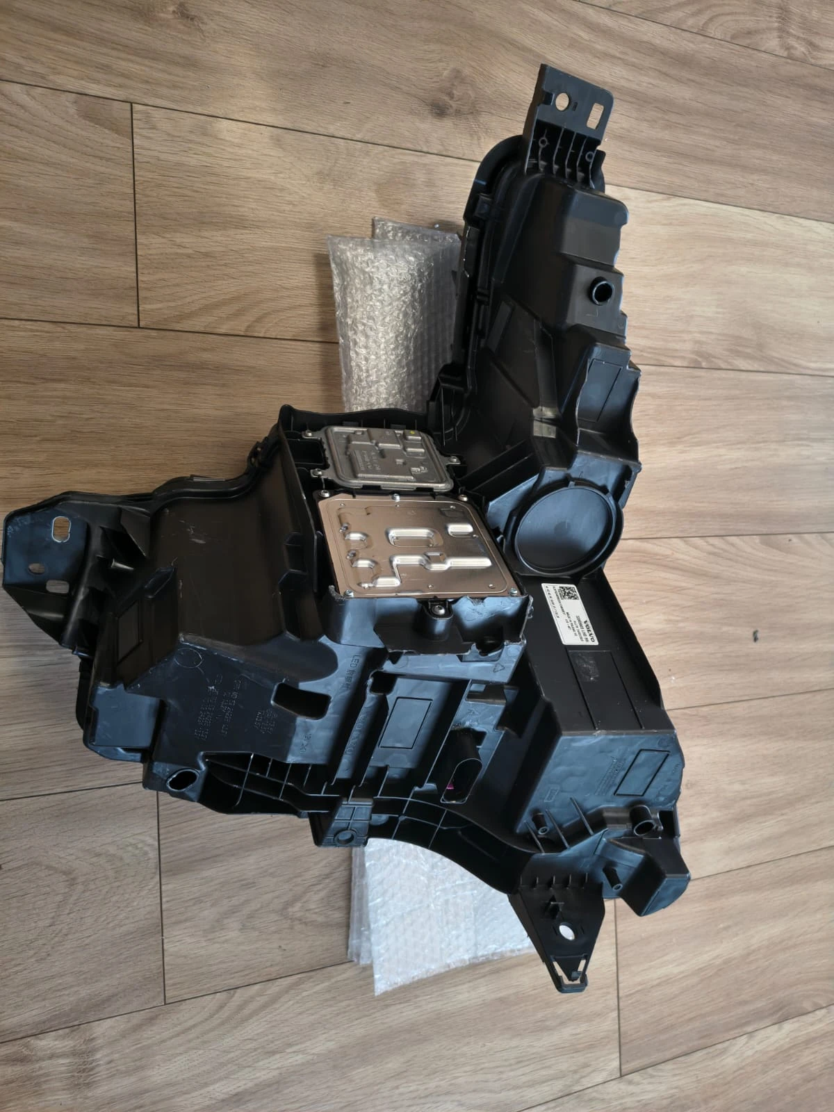 Фарове Volvo EX60 Full Led HD Tech , снимка 4 - Части - 56140175