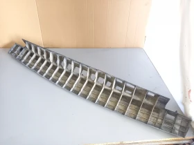 Водач държач задна броня среден Пежо 5008 1.6хди (б)