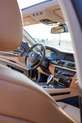 BMW 740 F01, снимка 12
