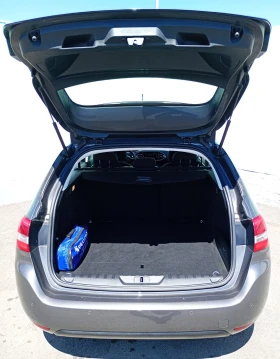 Peugeot 308 1.5HDI SW 131k.c., снимка 12