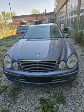 Mercedes-Benz E 320 Взимаш един получаваш и втори за резервни части. - 11500 лв. - 71664943 17