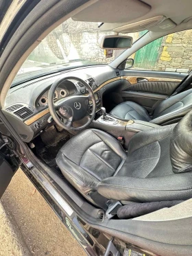 Mercedes-Benz E 320, снимка 7