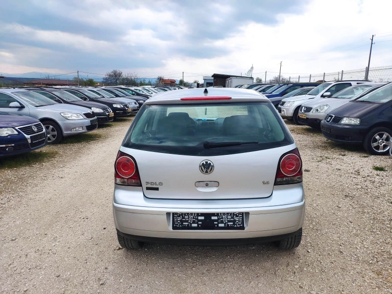 VW Polo 1.4i, снимка 5 - Автомобили и джипове - 40318968