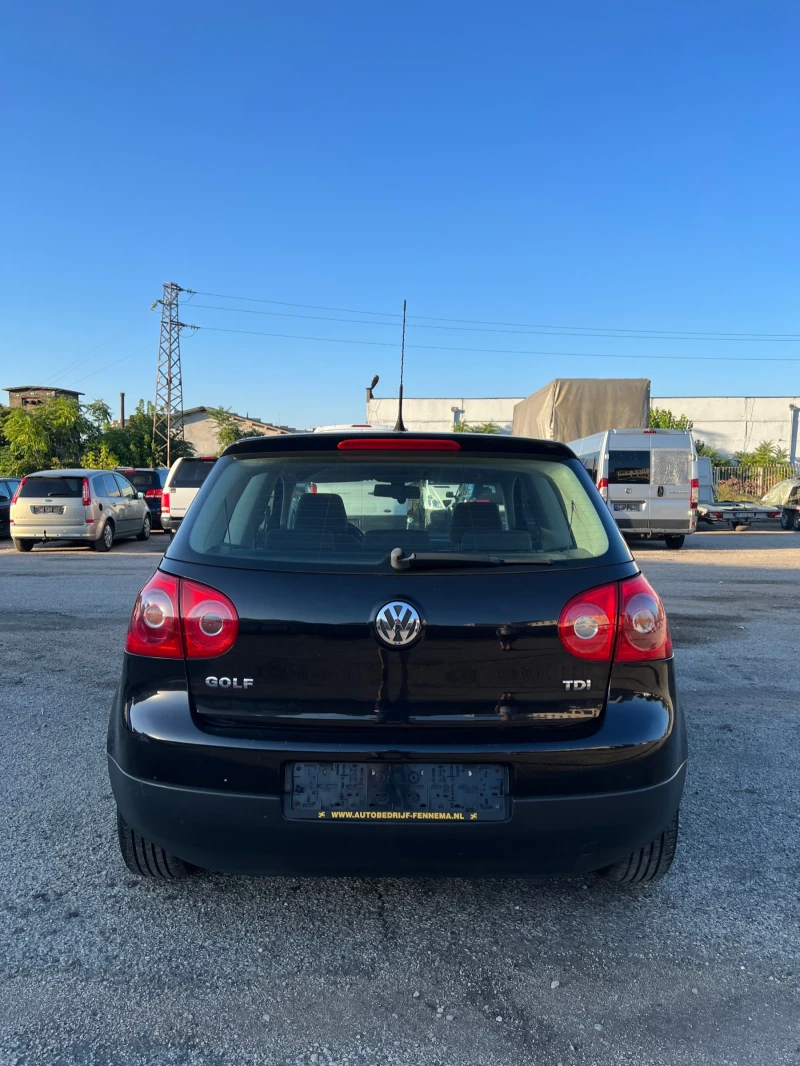 VW Golf TDI, снимка 6 - Автомобили и джипове - 47179576