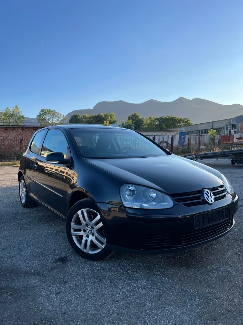 VW Golf TDI, снимка 1 - Автомобили и джипове - 47179576