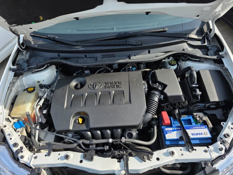 Toyota Auris 1.6 VVTI Камера Hands Free Климатроник Евро 5, снимка 17 - Автомобили и джипове - 52015600