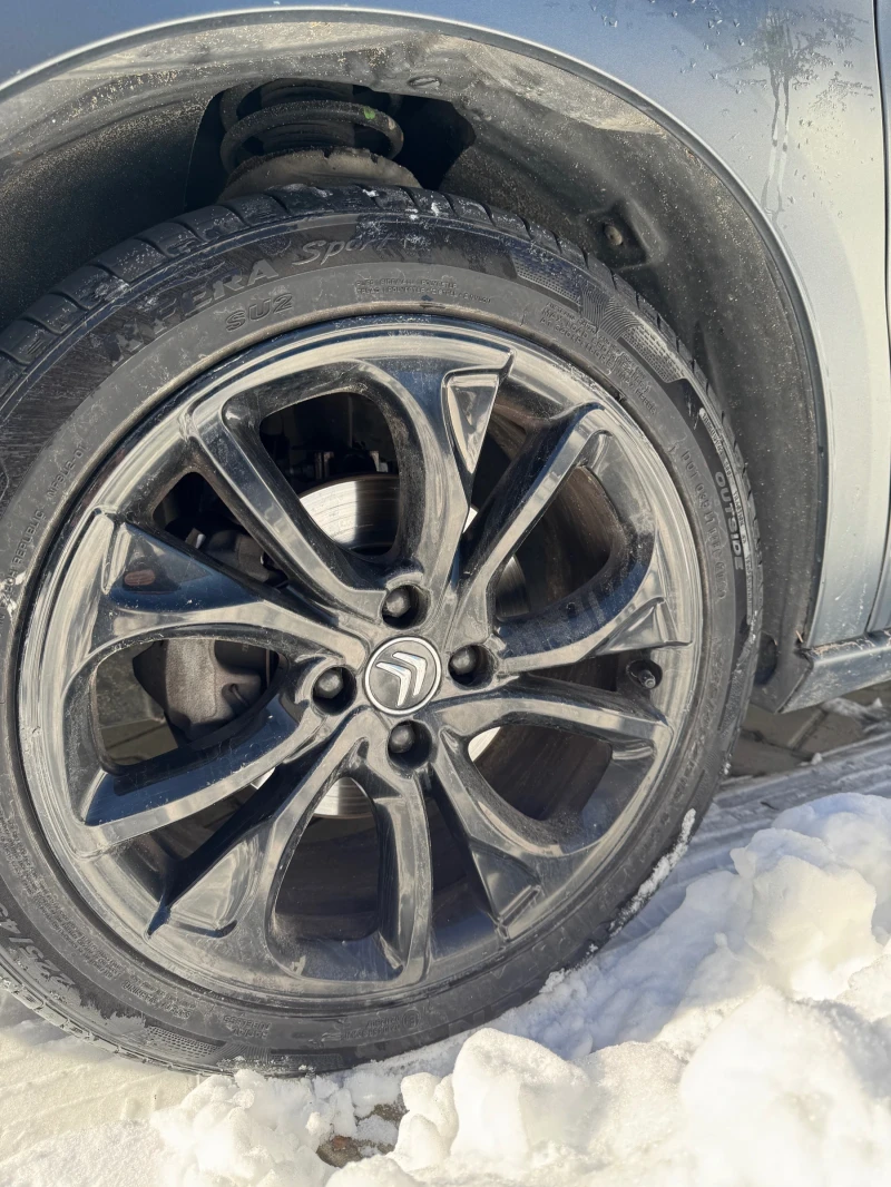 Citroen DS4 1.6 e-hdi 6sk navi, снимка 9 - Автомобили и джипове - 53562208