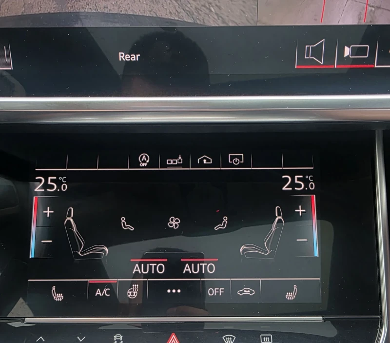 Audi A6 55 TFSI Mild Hybrid , снимка 12 - Автомобили и джипове - 52656694