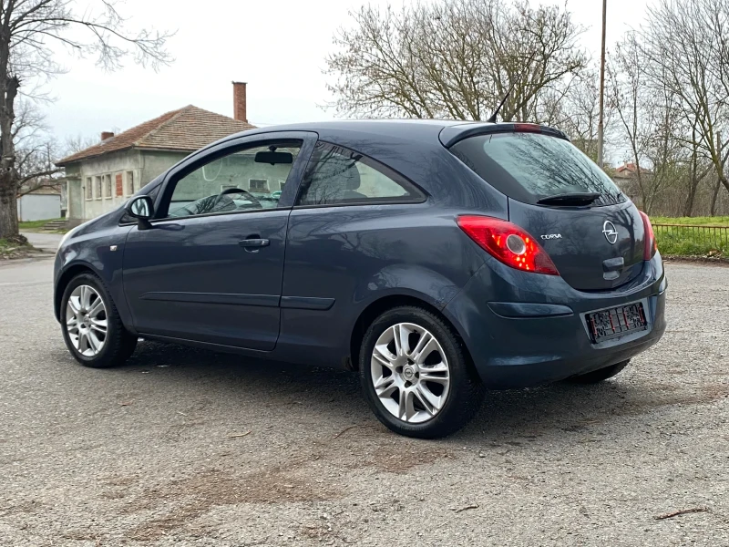 Opel Corsa 1.0i, снимка 3 - Автомобили и джипове - 52958409