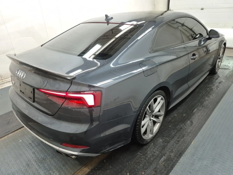 Audi S5 * PROGRESSIV * CARFAX * БЕЗ ПЪРВОНАЧАЛНА ВНОСКА, снимка 3 - Автомобили и джипове - 52967247